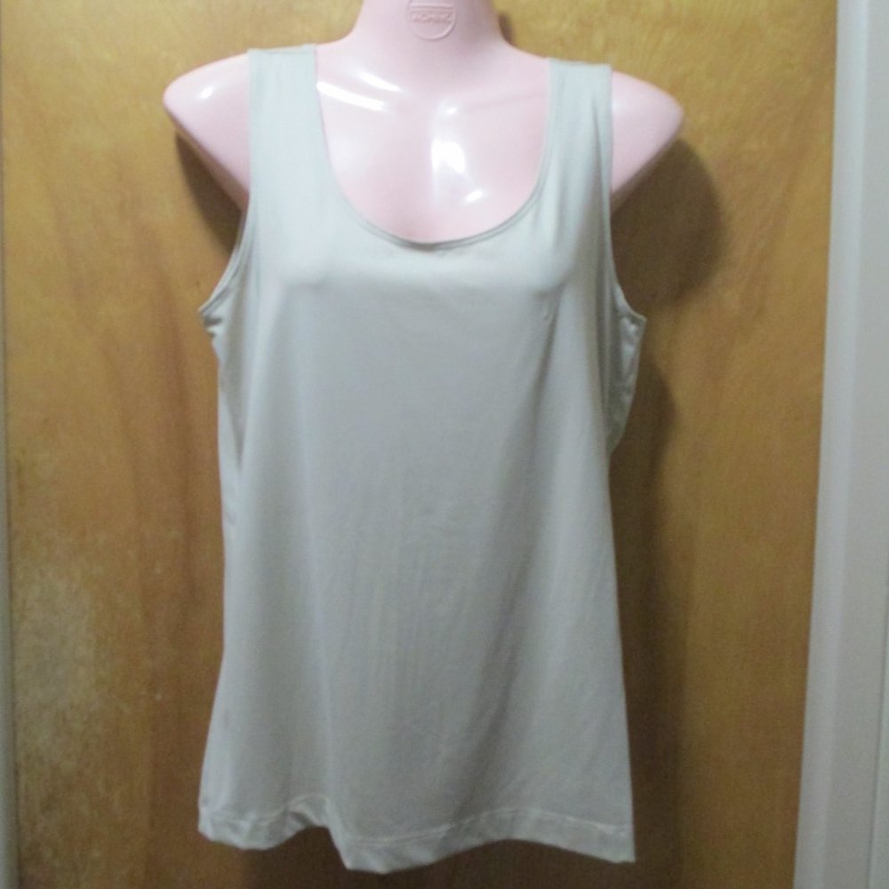 Chicos 1 Tank Top Womens Size Medium Beige Nylon Stretch EC